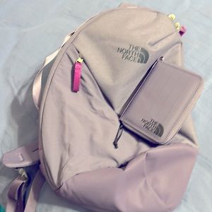 Like New North Face Sling Bag with Wallet